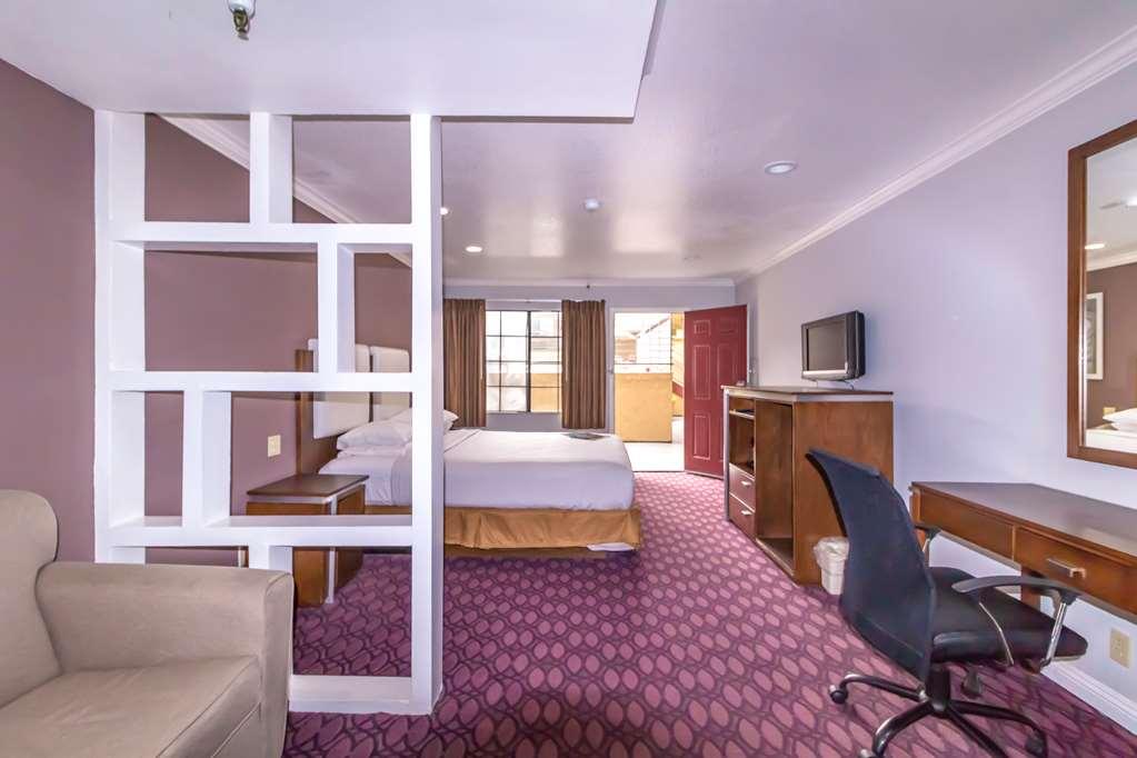 Hotel Pacific,