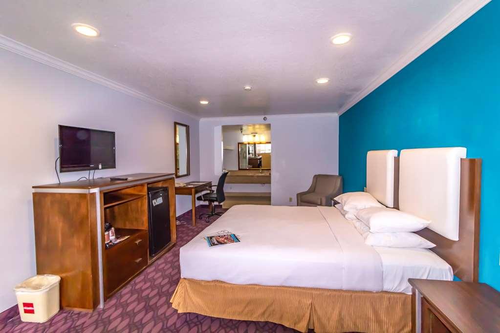 Hotel Pacific, 2*
